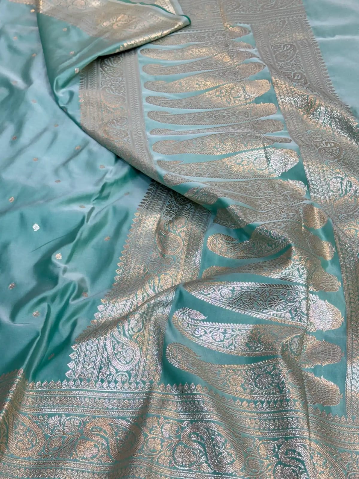 Banarasi Handloom Mashru Silk Saree