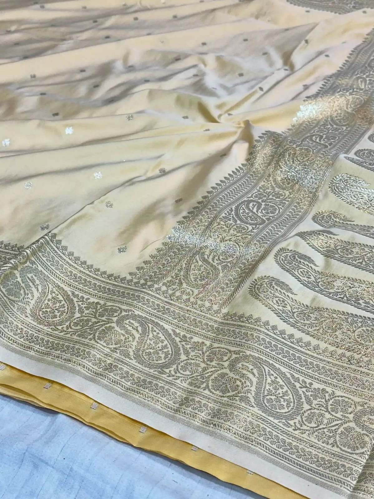 Banarasi Handloom Mashru Silk Saree